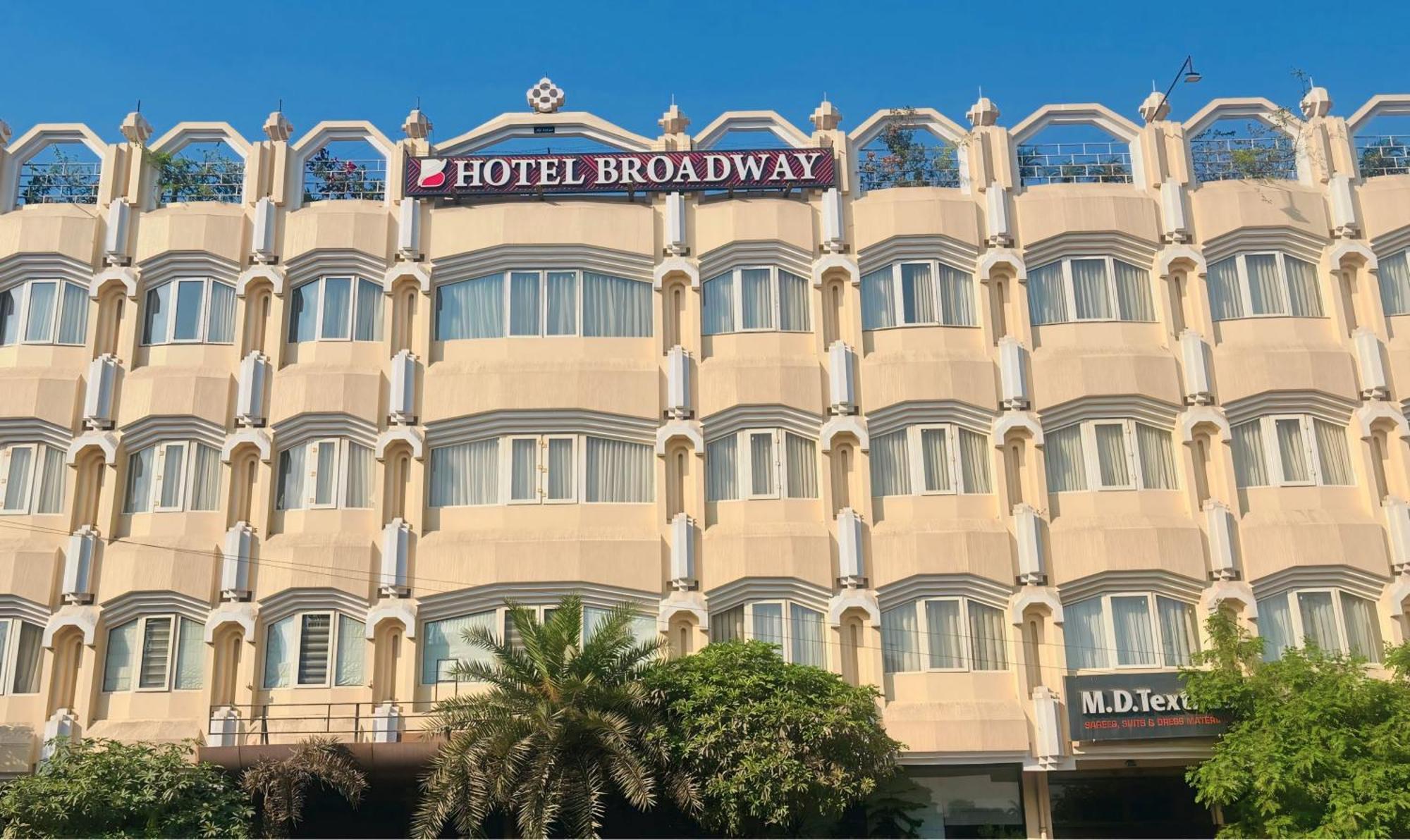 New Hotel Broadway Varanasi Exterior foto